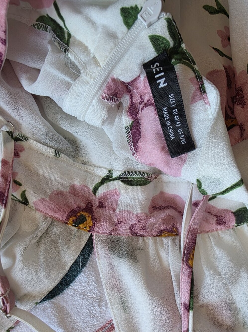 Bundle Of Three Maxi Dresses - Picture 7 of 16